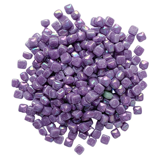 Micro Glass Cubes Iridised 4,8mm  Magenta