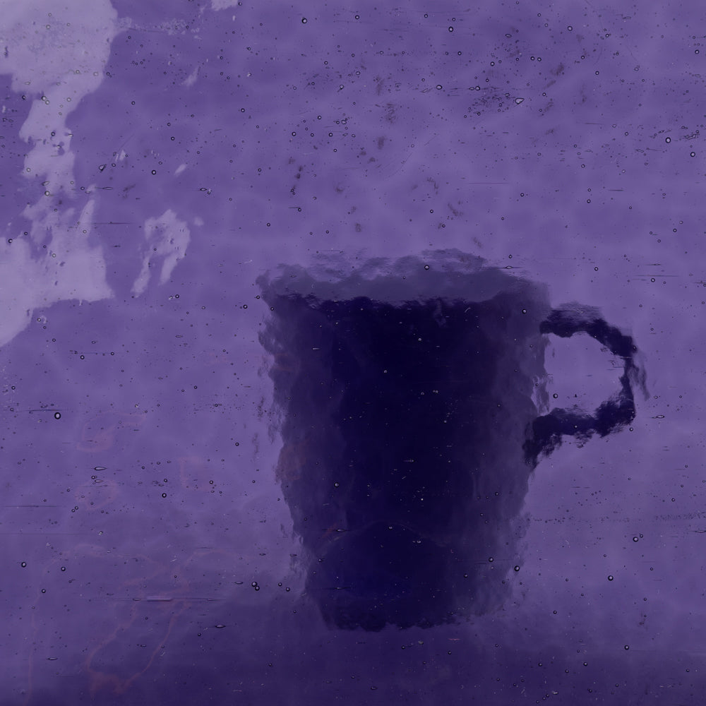 Packshot Glass Plate– purple – 15cmX19cm

