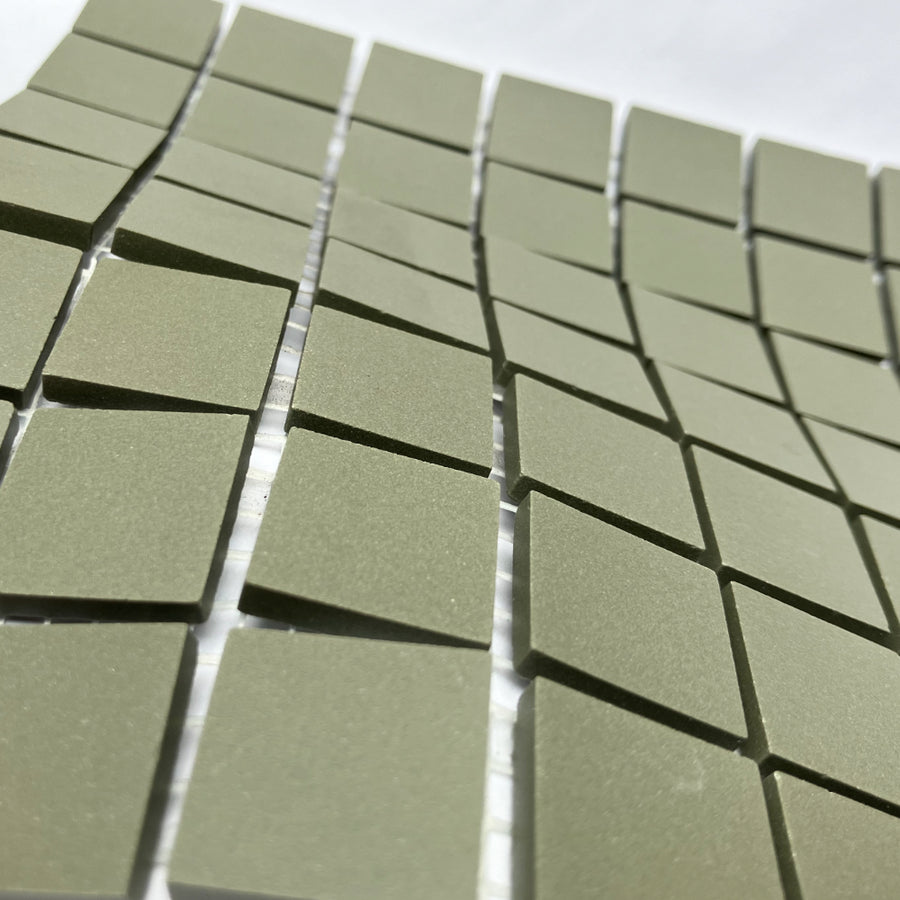 Winckelmans Vert Australien – carreaux de mosaïque mats de 20x20 mm sur filet