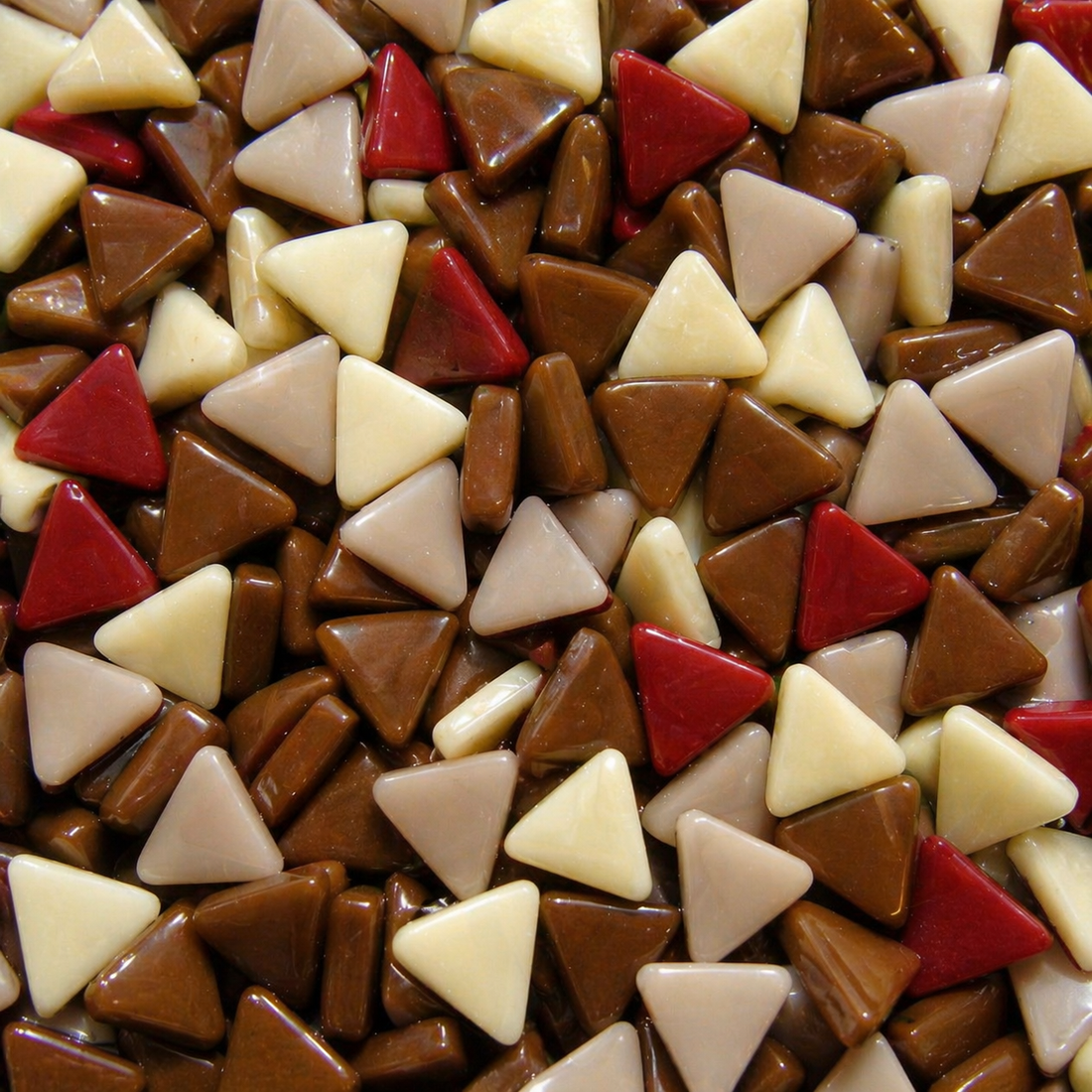 Mini mosaïque en verre triangle mélange brun