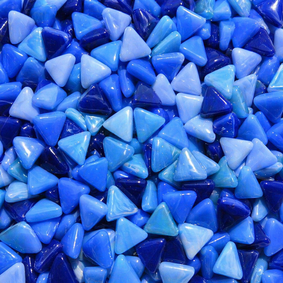 Mini mosaïque en verre triangle mélange d'air