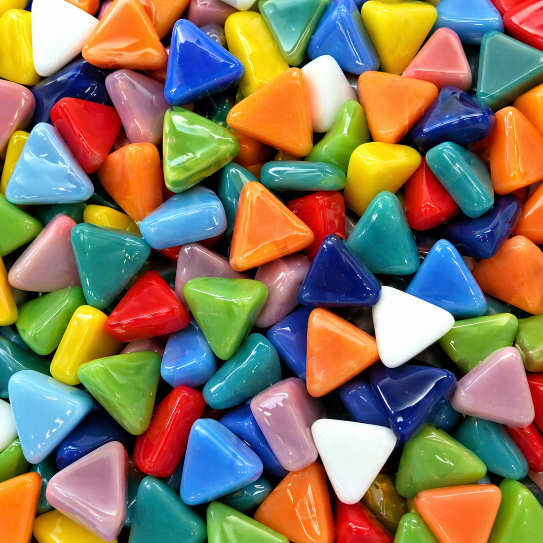 Mini mosaïque en verre triangle mélange tropical