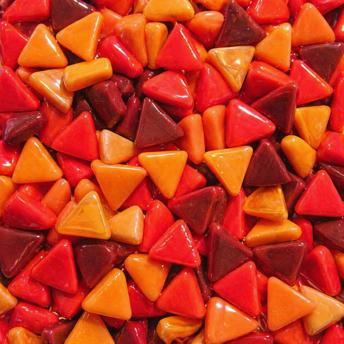 Mini mosaïque en verre triangle mélange feu