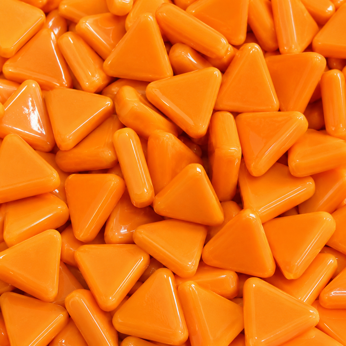 Mini mosaïque en verre triangle orange opal