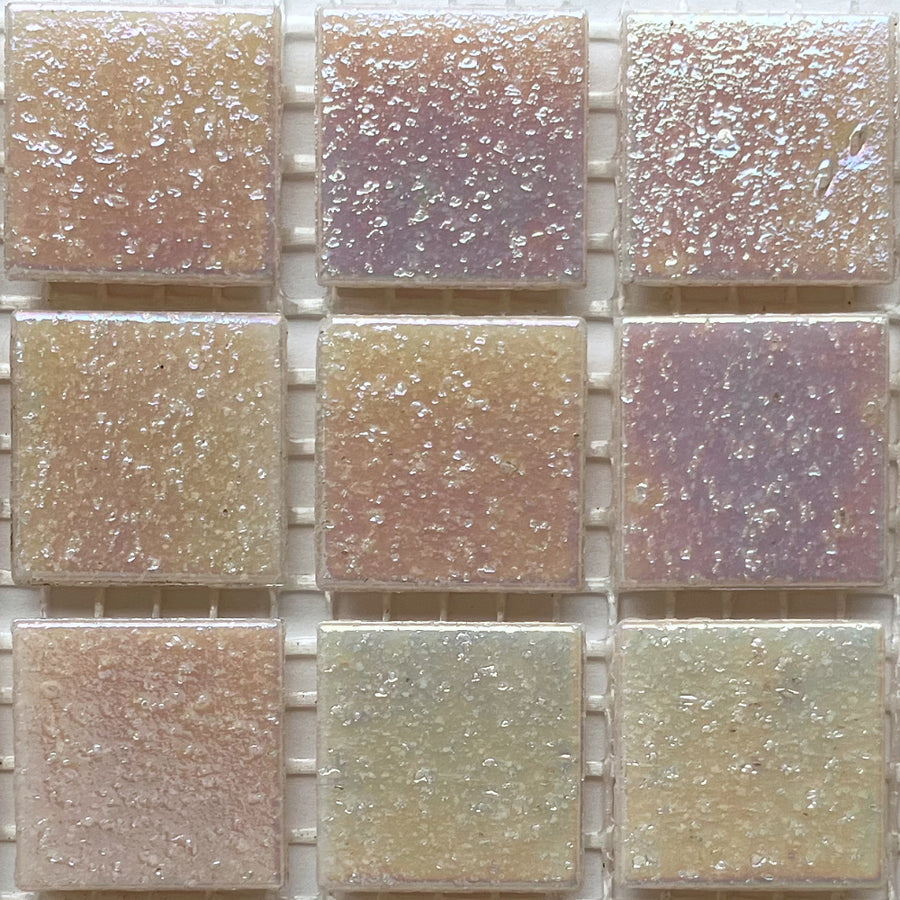 Mosaico di vetro iridescente 20mm pesca