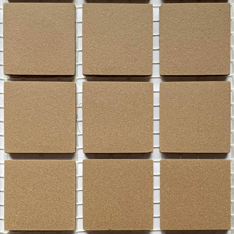 Winckelmans Café – tessere di mosaico opache da 20x20 mm su rete